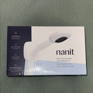 Nanit Pro Camera with Wall Mount